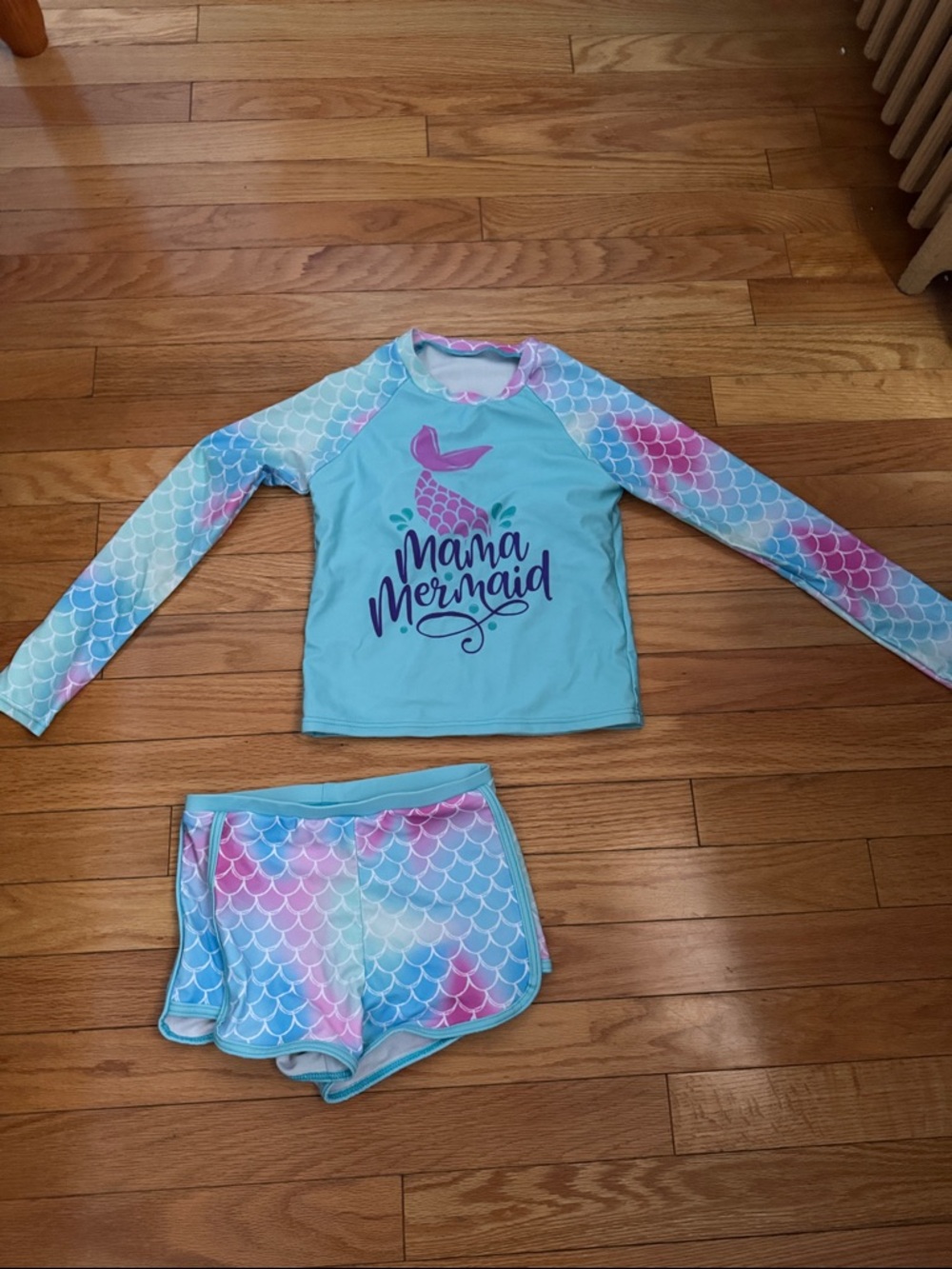 SHEIN Aqua Long Sleeve 'Mama Mermaid' Rash Guard Set with Pastel Scale Shorts